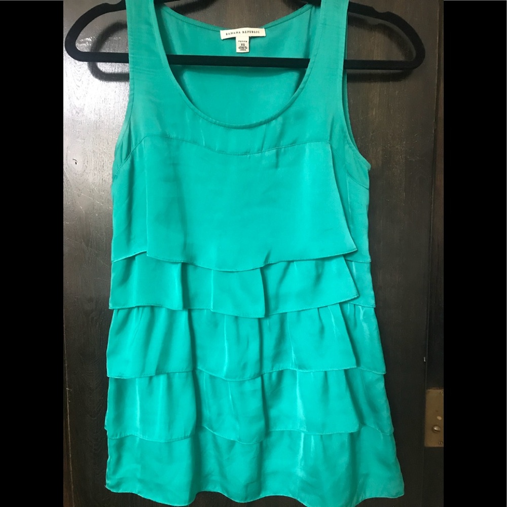 Banana republic silk tank with ruffles
